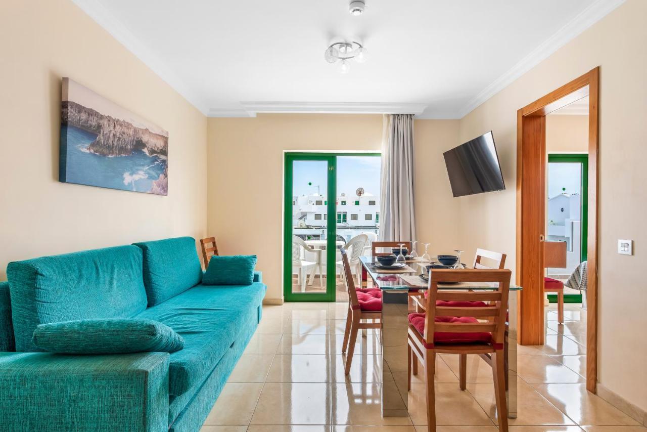 Two-Bedroom Premium Family Sunny Apartment