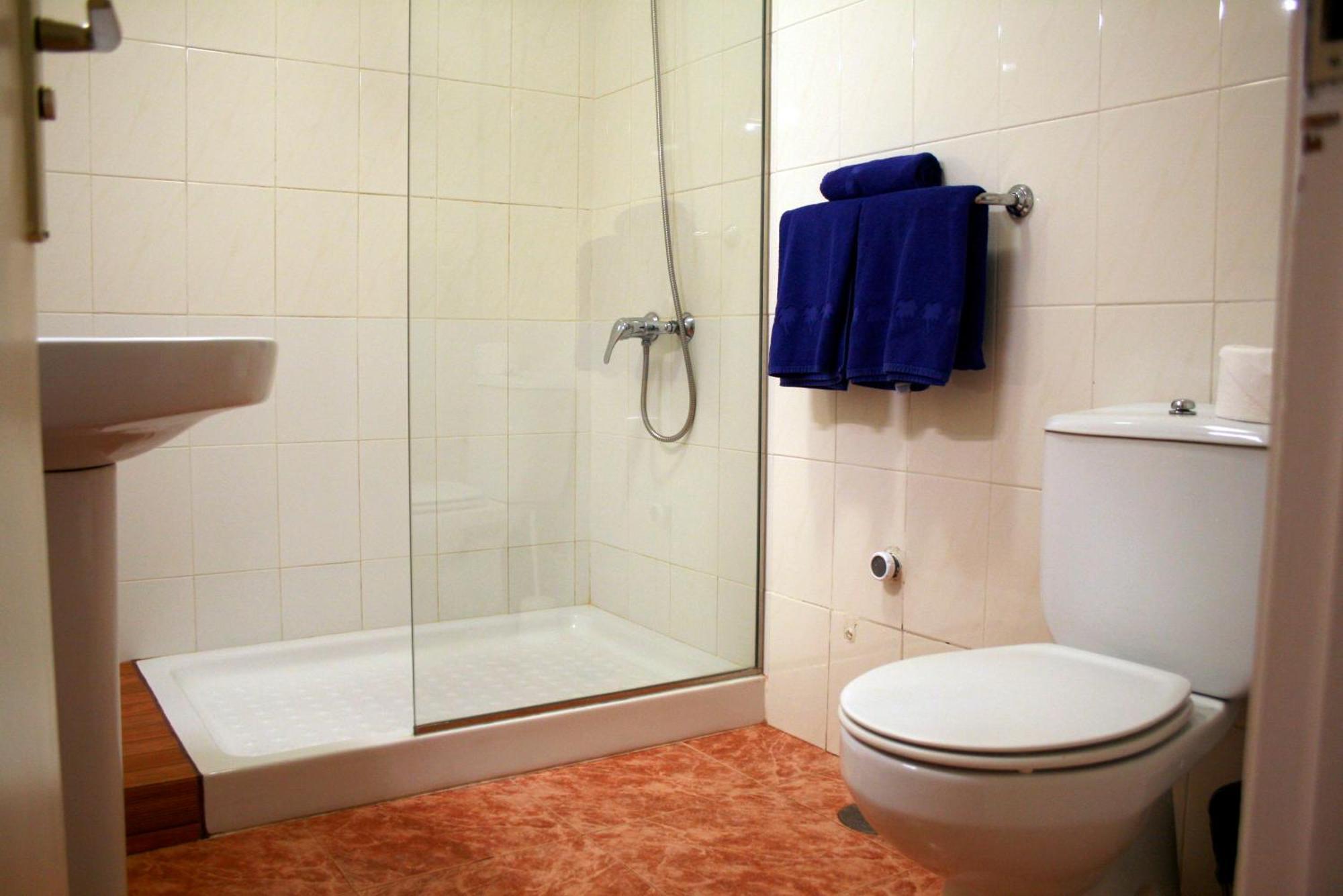 Two-Bedroom Apartment (4 Adults)