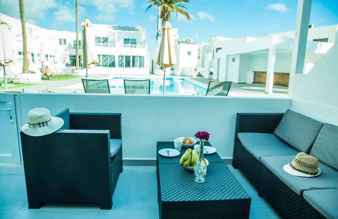 Casa Del Ritmo With Terrace Ac Shared Pool And Free Wifi-1