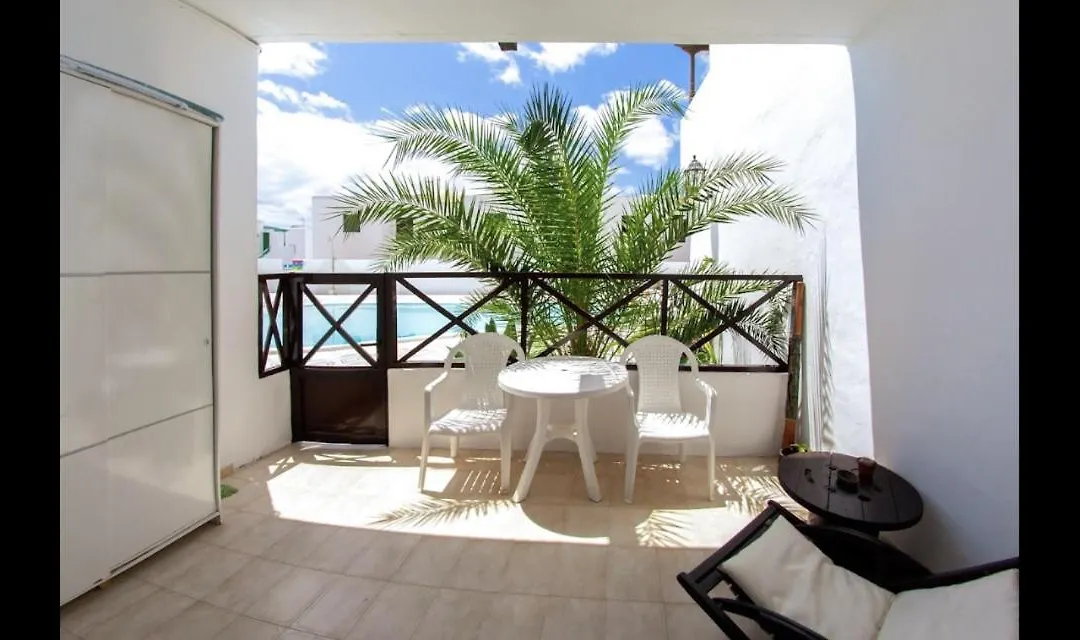 Oasisstudiolanzarote-1