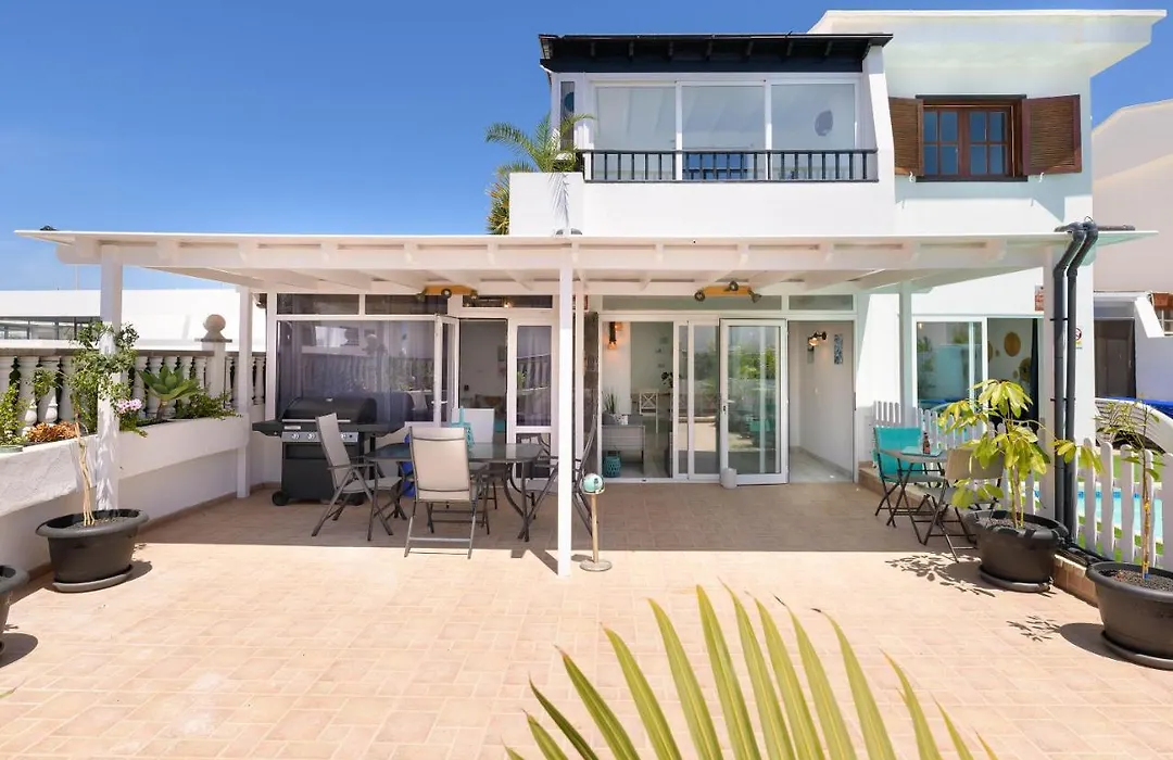 Villa Siroi, Puerto Del Carmen, Heated Pool, 10Mn From The Sea-1