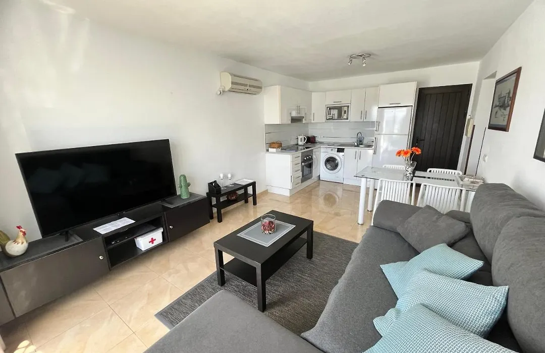 Los Arcos B2 - 2 Beds - 1 Bath - See Views-1