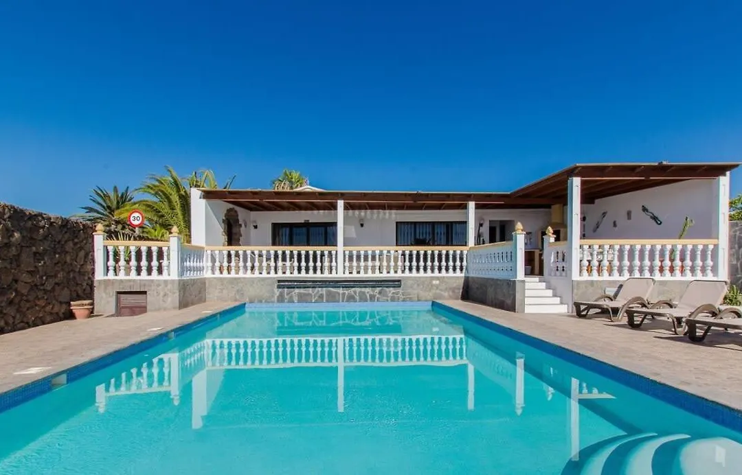 Villa Eliana With Air Conditioning And Sea Views-1