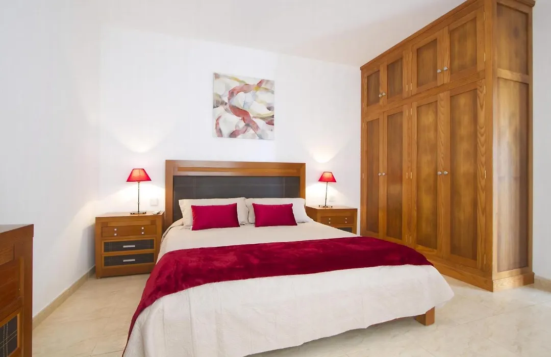 Stunning Seaview Villa Casa Tosco 5 Bedroom Villa Pool Table-1