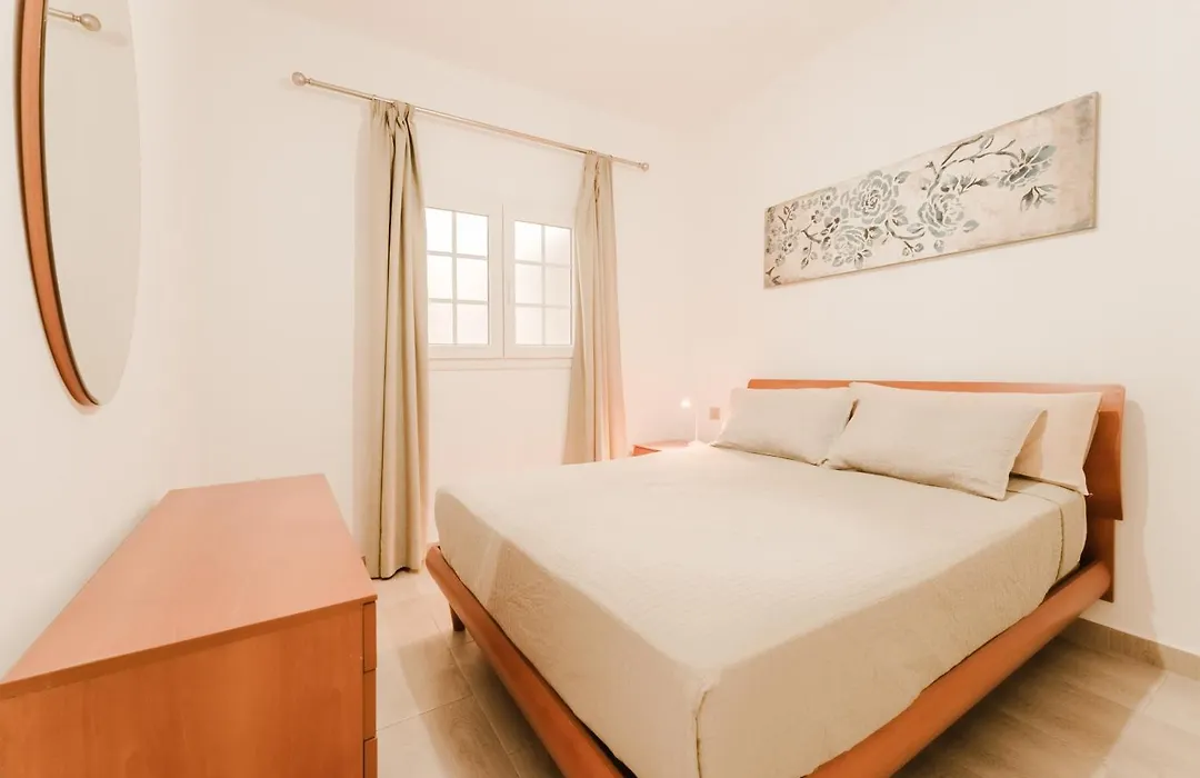 Apartment Old Town Reina Sofia 3-1