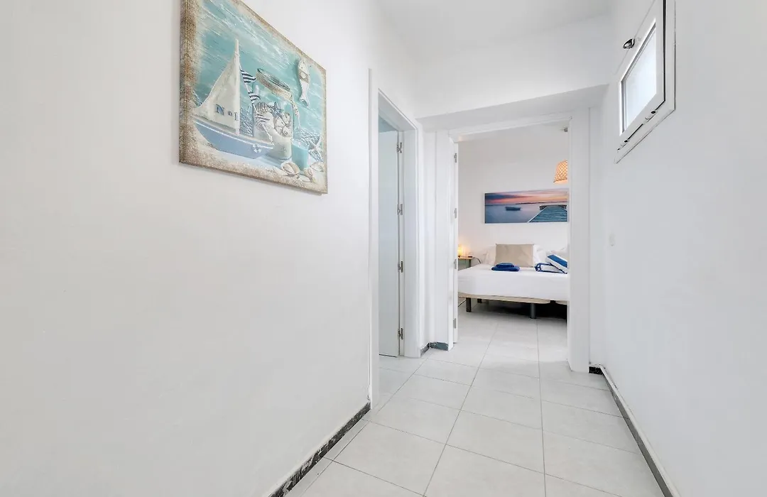 Suite Helios - 500M To The Beach By Lanzarote Vacation Homes-1