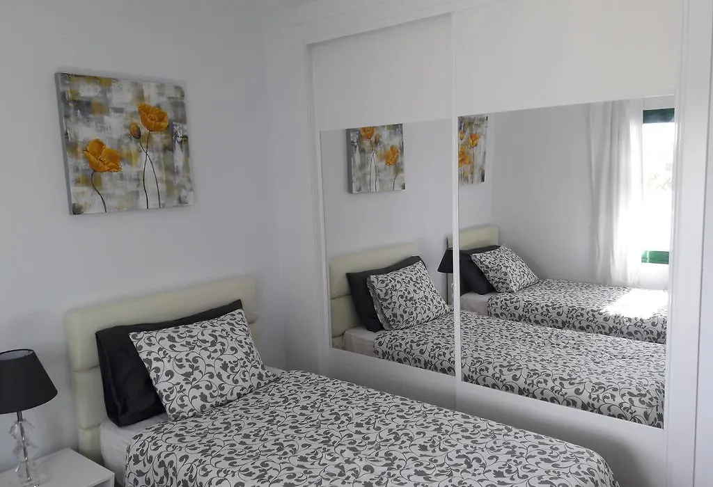 Apartamento Club Valena-1