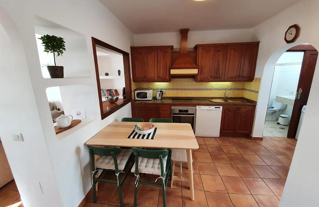 2 Bedroom Villa 'The Bungalow' With Private Heated Pool.-1