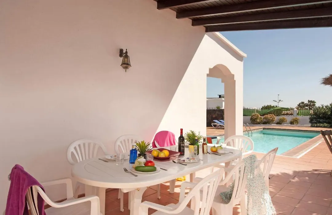 Villa Nikki Puerto Del Carmen-1