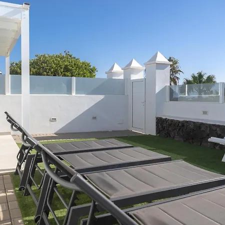 Rooms & Suites Princesa Mercedes - Puerto Del Carmen, Lanzarote - Near The Beach-3