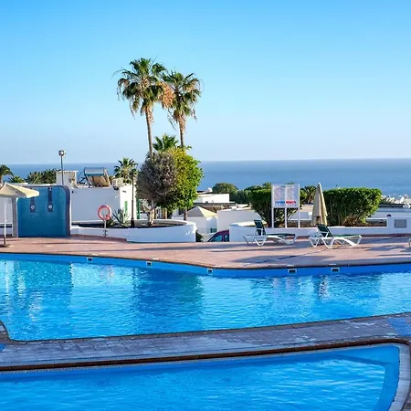 Sky And Sea Loma Verde - Pool And Terrace With Sea View - By Lanzarote Vacation Homes-3