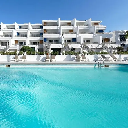 Ld Un Dormitorio Con Vistas A Jardin, Piscina, Cerca De La Playa-3