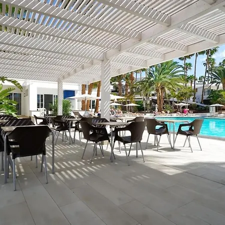 Ld Un Dormitorio Con Vistas A Jardin, Piscina, Cerca De La Playa-2