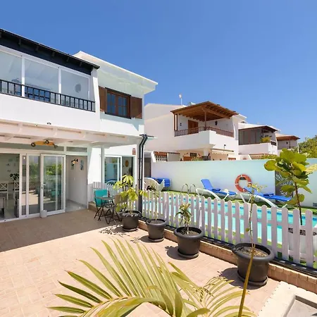 Villa Siroi, Puerto Del Carmen, Heated Pool, 10Mn From The Sea-3
