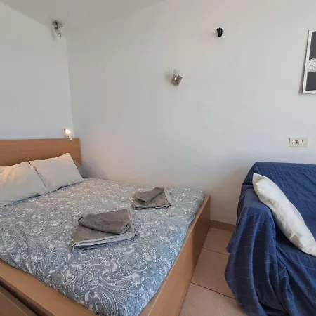 Comfortable Lucy Apartment 706 With Amazing Sea-View-2