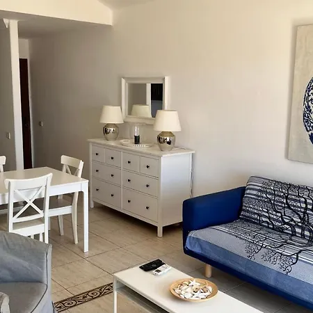 La Cumbre8A- 2 Bed-2 Bath - 1St Fl.- Air-Con-Wi-Fi-3